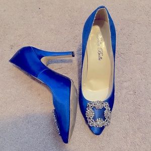Copies of the Manolo Blahnik Hangisi